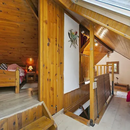 Chalet Secluded In Near Forest *
