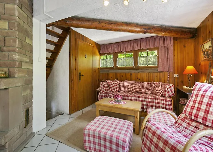 Secluded In Near Forest Chalet