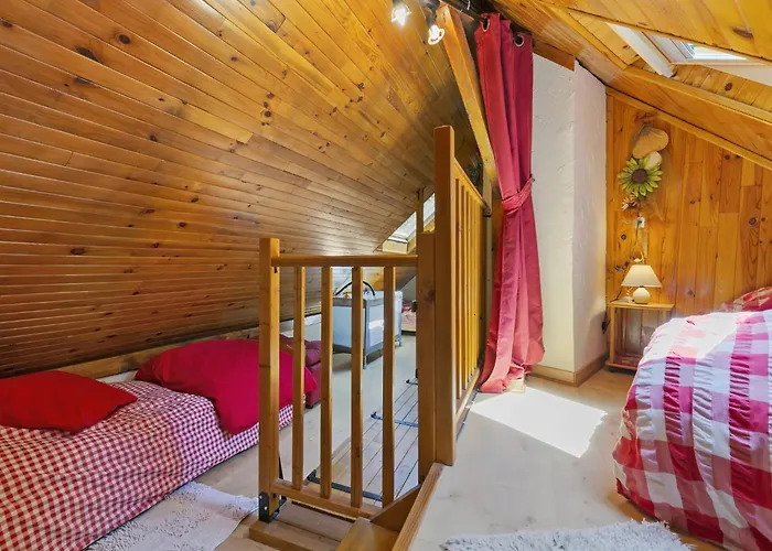 Chalet Secluded In Near Forest