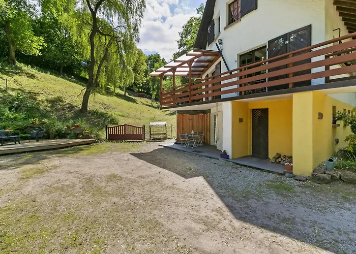 Secluded In Near Forest Dabo